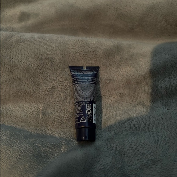 Oribe Supershine Cream in Deep Blue - Picture 2 of 2